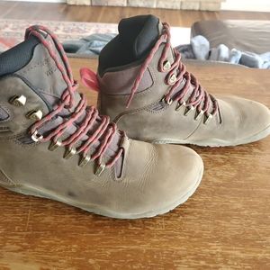 Vivobarefoot trackers